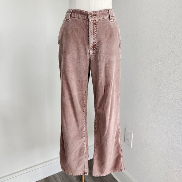 American Vintage Pants - Vintage Y2K Sag Harbor Sport Pink Corduroy Straight Leg Pants Mid Rise Short 4 6